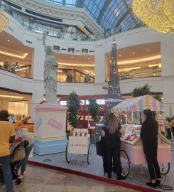 Clarins Boutique & Spa (Mall of the Emirates)