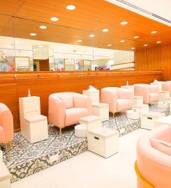 Mirrors Beauty Lounge- Al Bustan Centre